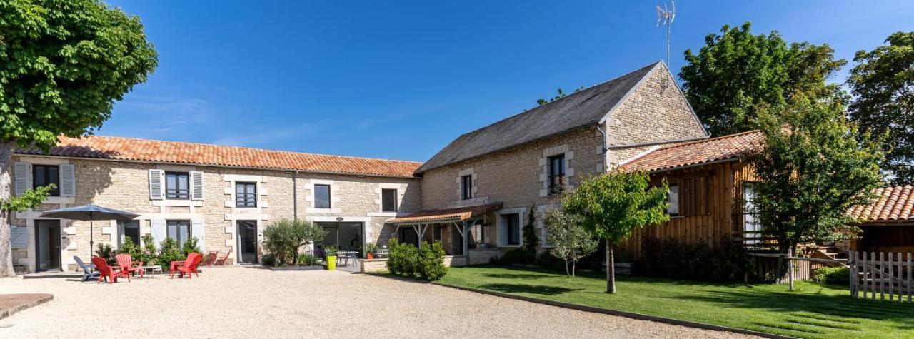 AU LOGIS DE BELLEFOIS - Chambres d'hôtes&Restauration Neuville-du-Poitou Exterior foto